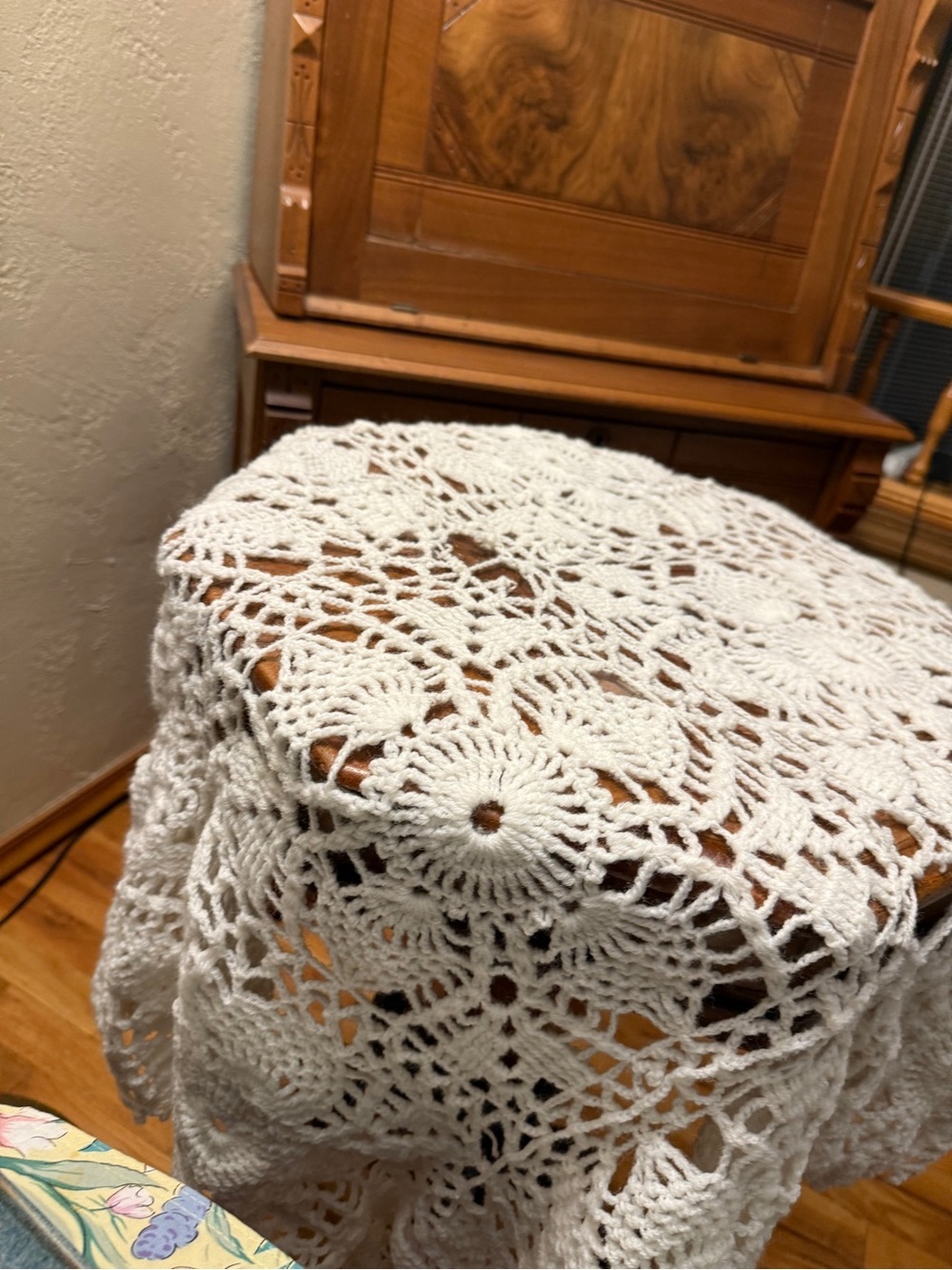 Hand Crafted White Crochet Lace Throw Blanket - Picture 7 of 15